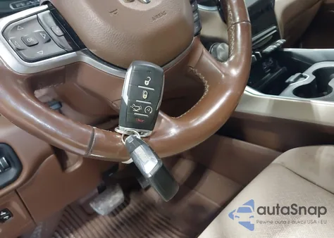 2019 Ram 1500 Laramie 4X4 6'4 Box из США, поврежденный, VIN 1C6SRFDT1KN567319